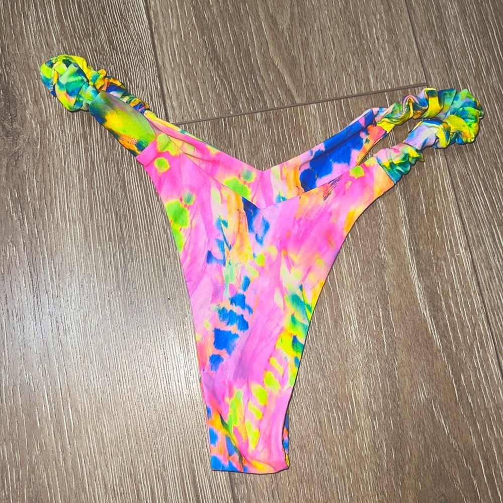 Fluro flamingo Kulani Kini bikini